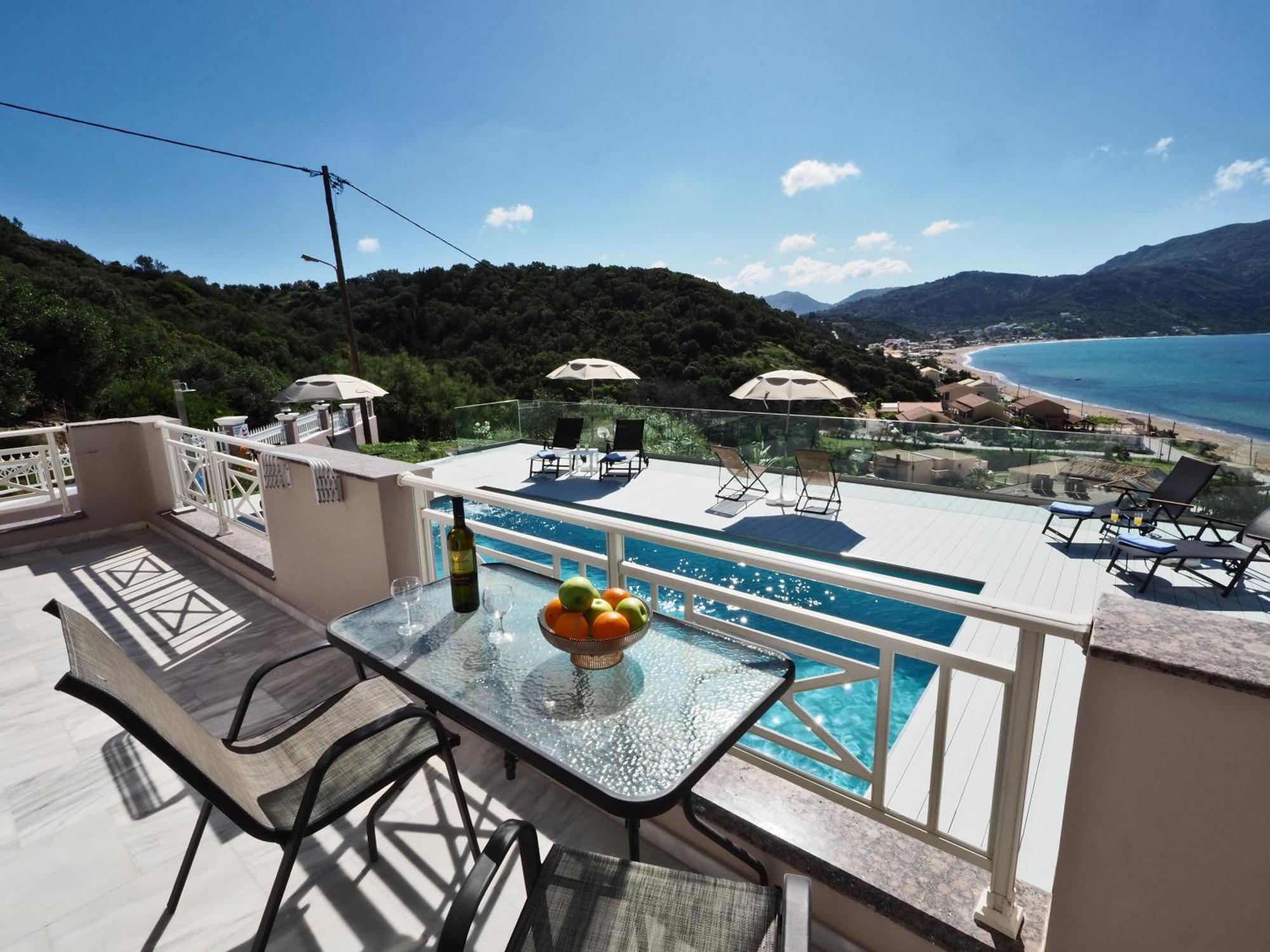 Euphoria Apts * Afionas